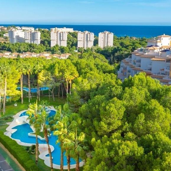 Apartment In Campoamor Overlooking The Swimming Pool Esterno foto