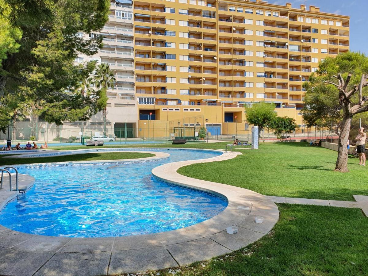 Apartment In Campoamor Overlooking The Swimming Pool Esterno foto