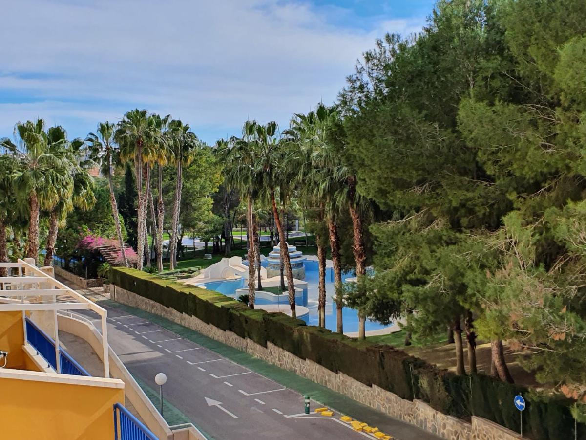 Apartment In Campoamor Overlooking The Swimming Pool Esterno foto