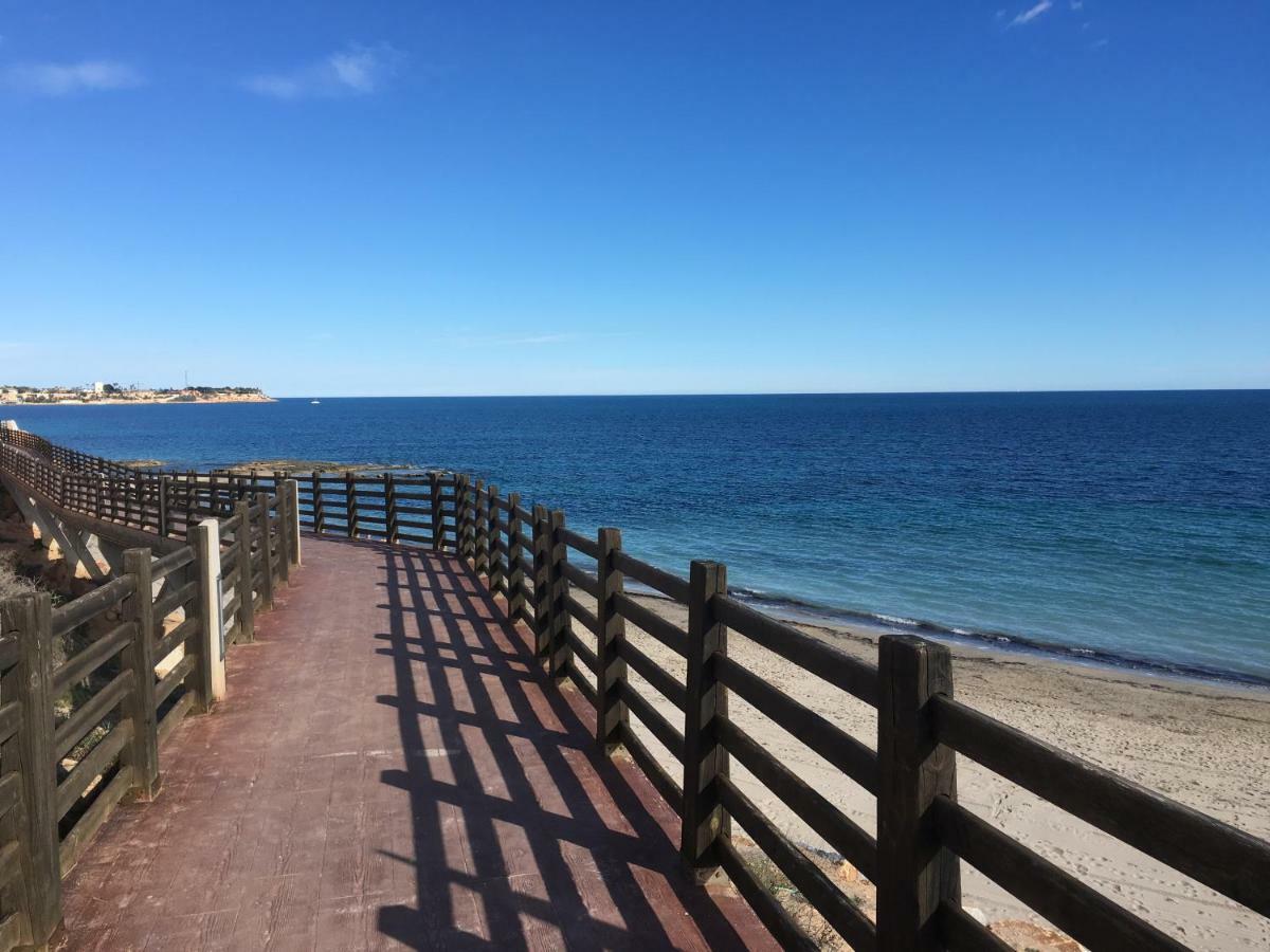 Apartment In Campoamor Overlooking The Swimming Pool Esterno foto